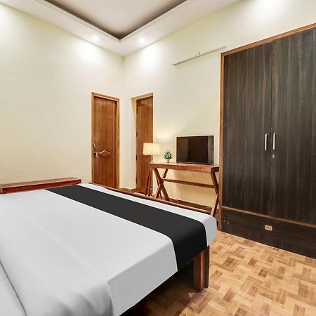 Hotel O Regal إندور المظهر الخارجي الصورة