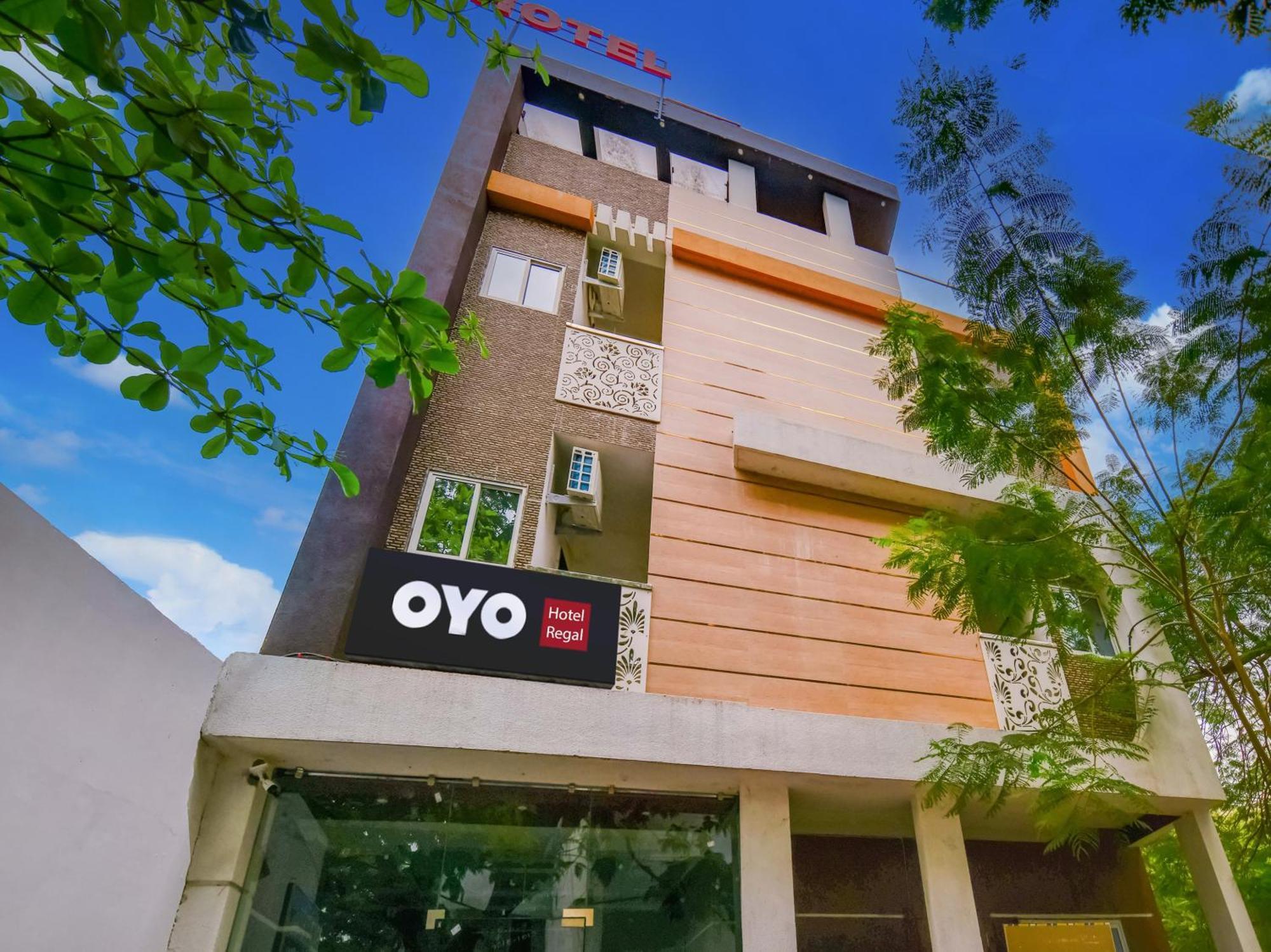 Hotel O Regal إندور المظهر الخارجي الصورة