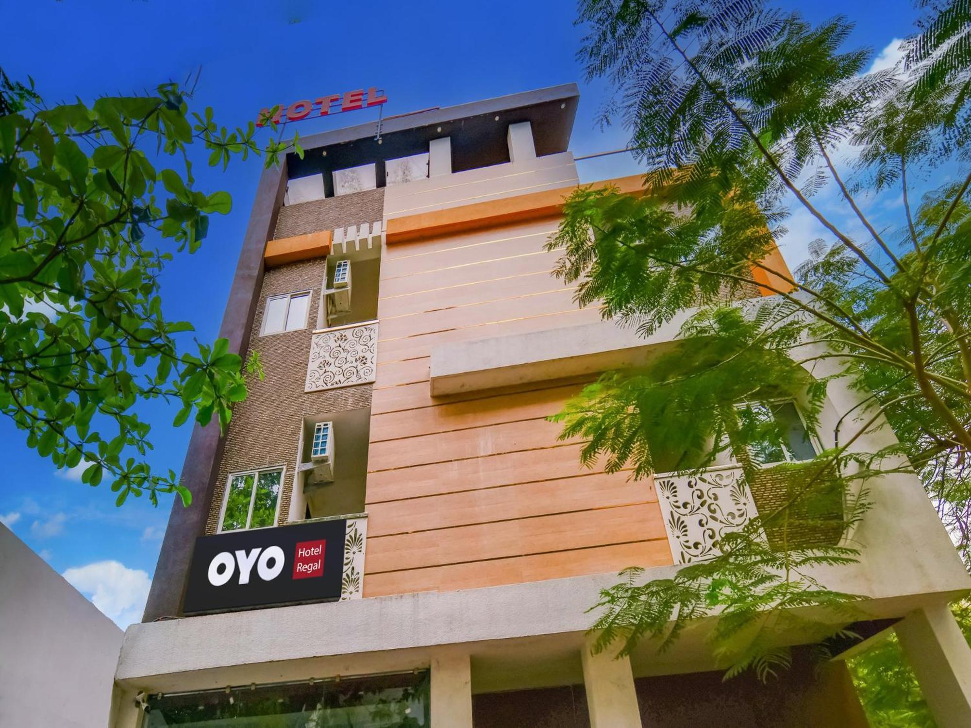 Hotel O Regal إندور المظهر الخارجي الصورة