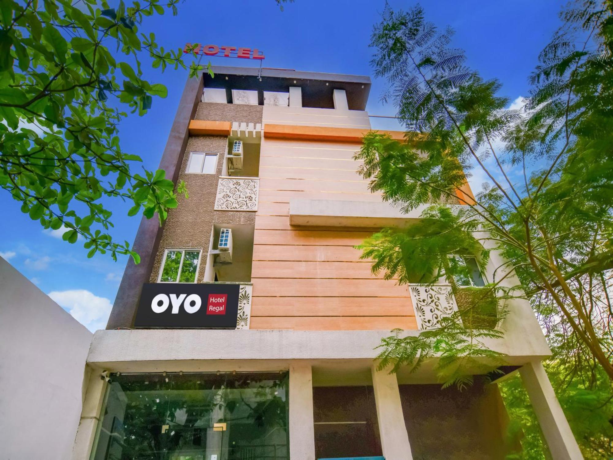Hotel O Regal إندور المظهر الخارجي الصورة